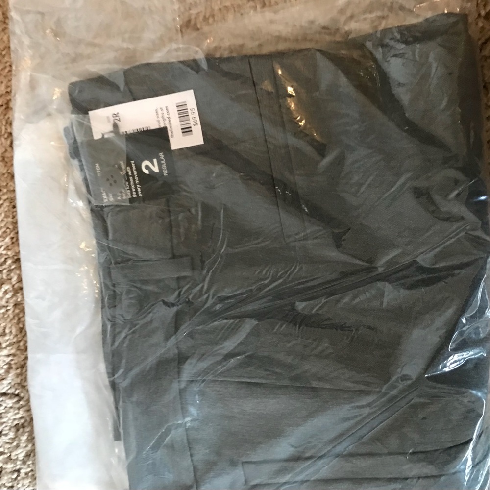 Gray exact stretch skinny leg pants